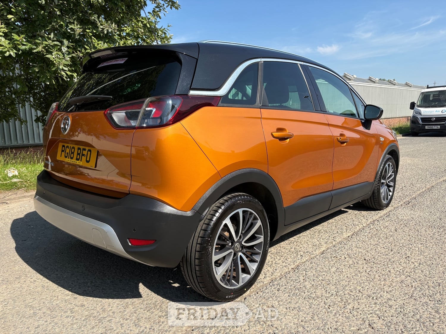 [ berth ]Vauxhall Crossland X