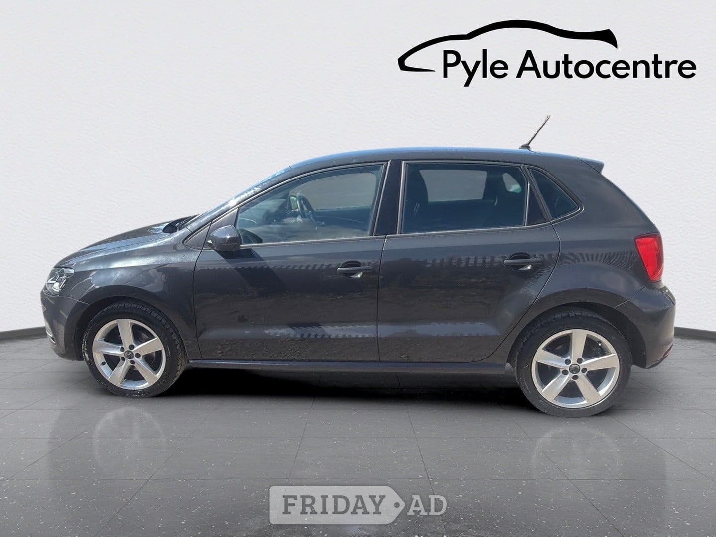 Volkswagen Polo 2015 - Cars in Bridgend