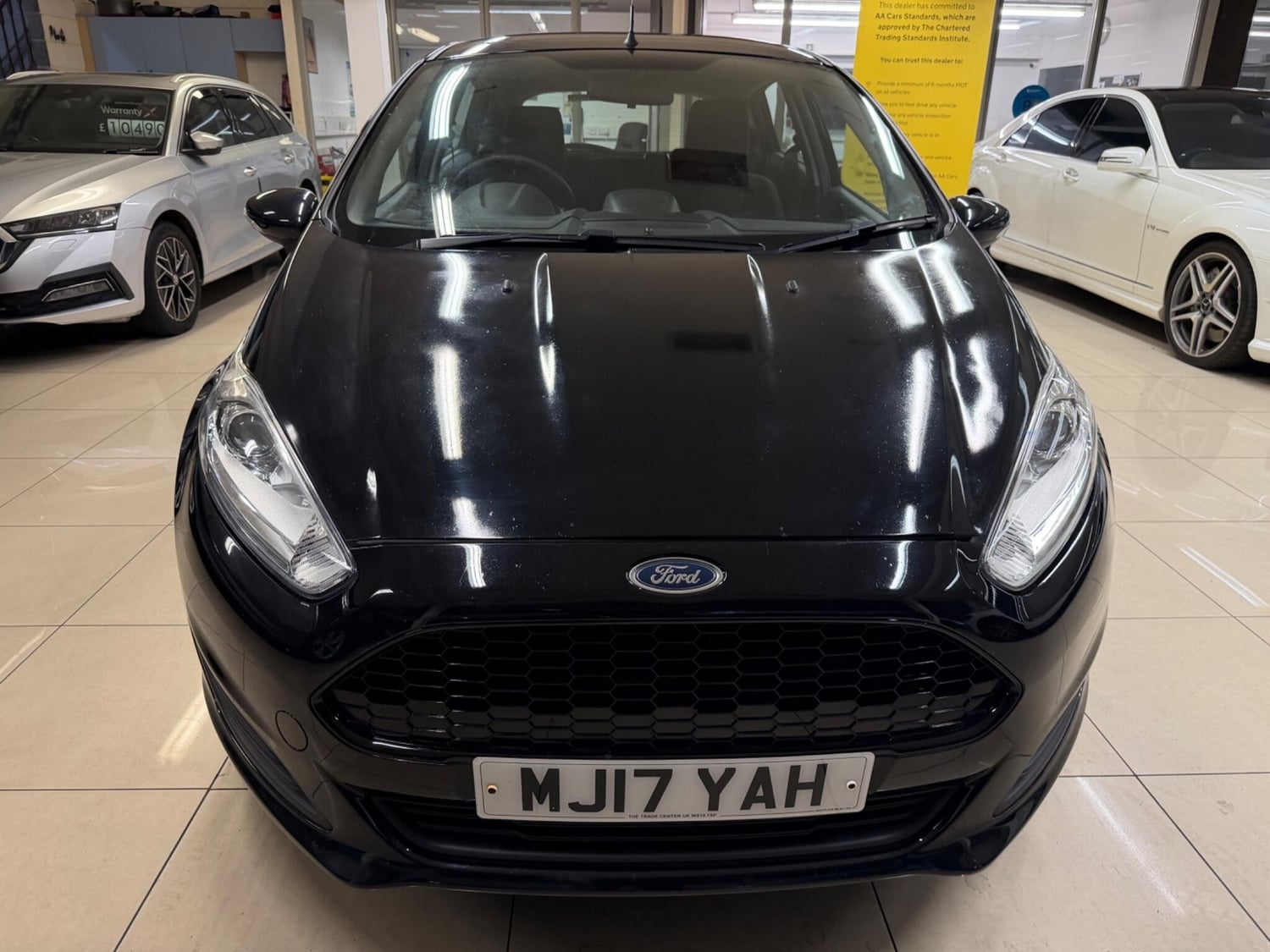 [ berth ]Ford Fiesta