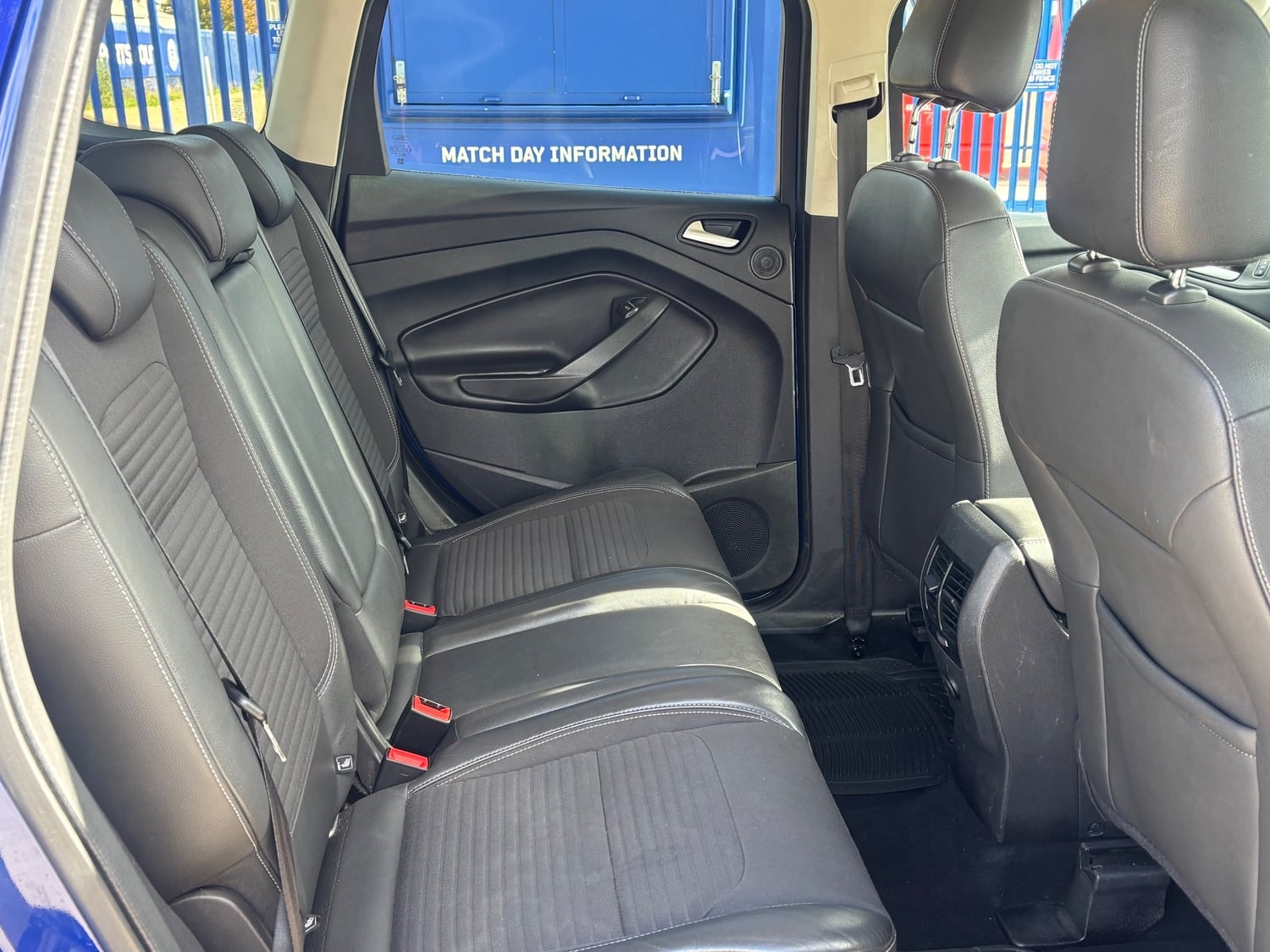 Ford Kuga 2017 - Cars