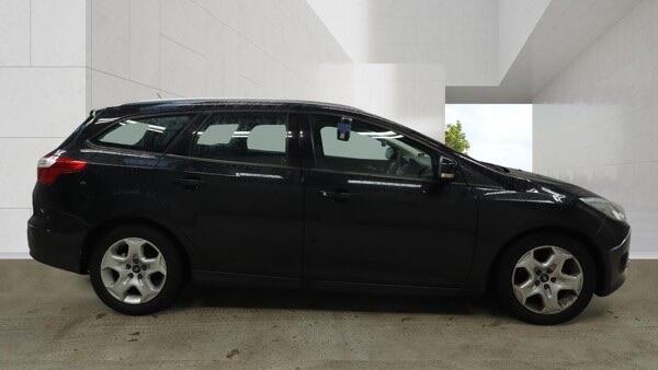 Ford Focus 2019 - Cars