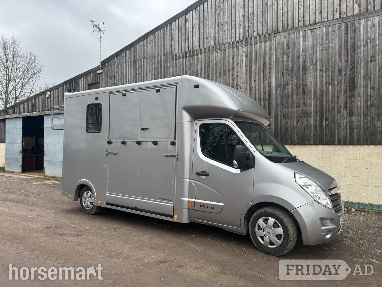 Select Pro Vauxhall Horsebox in Southwell