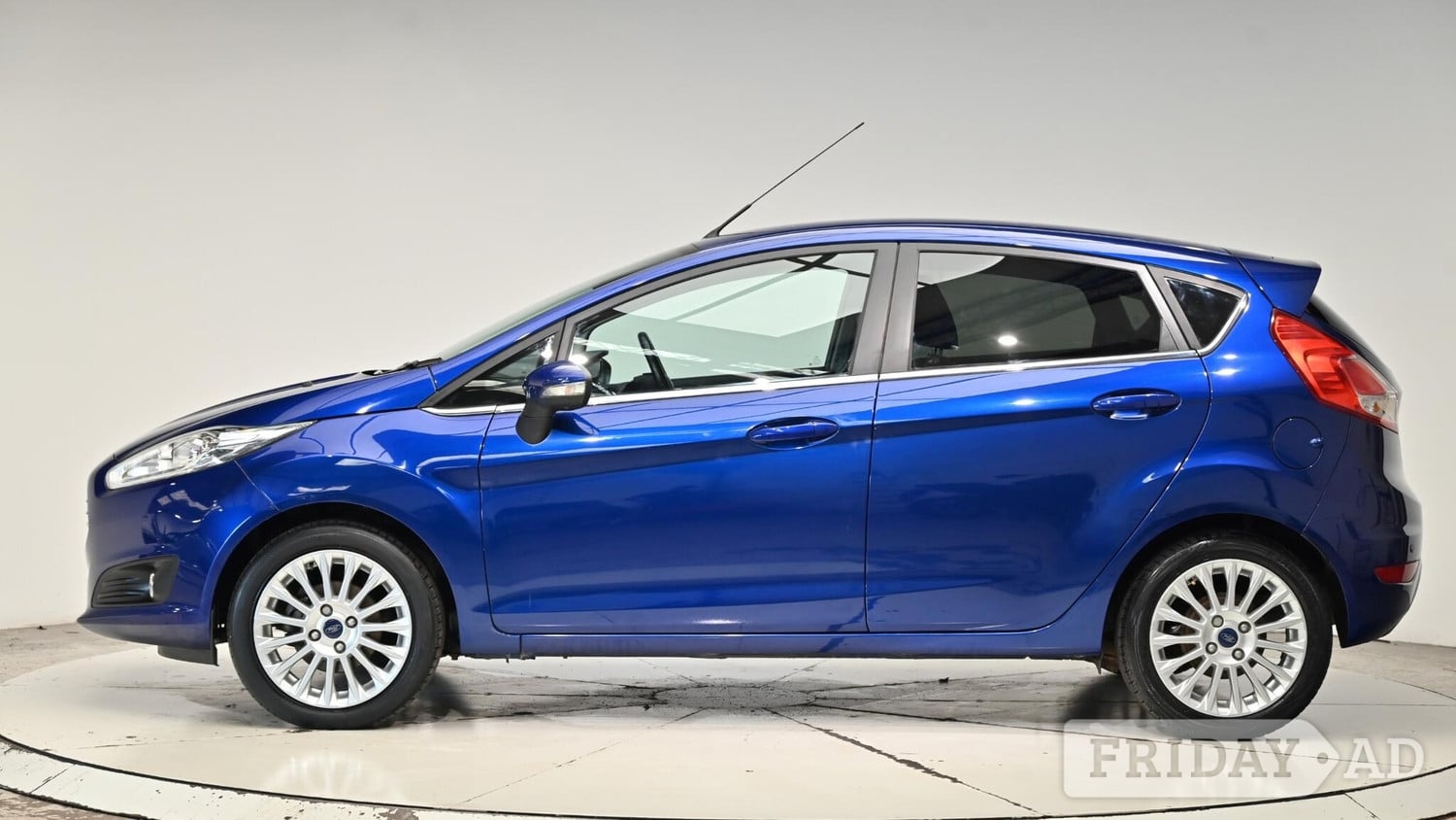 [ berth ]Ford Fiesta