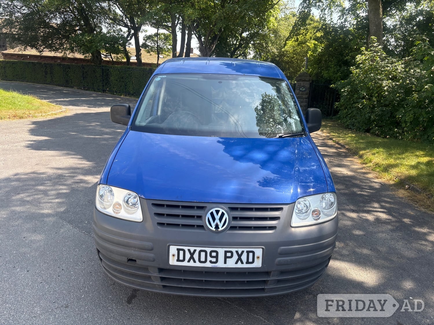 Volkswagen Caddy 2009 - Vans & Commercial Vehicles