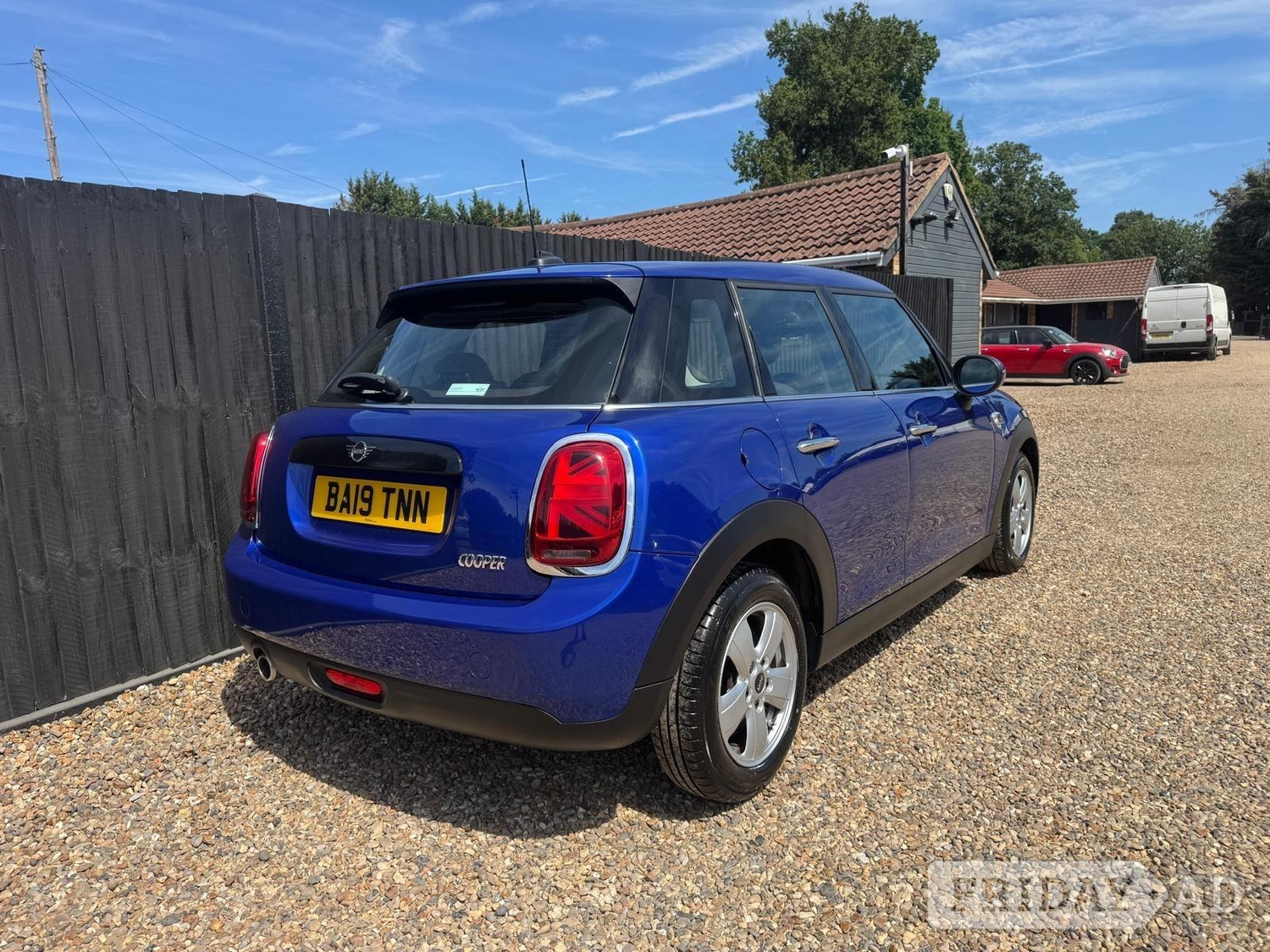 Mini Hatch 2019 - Cars in Addlestone