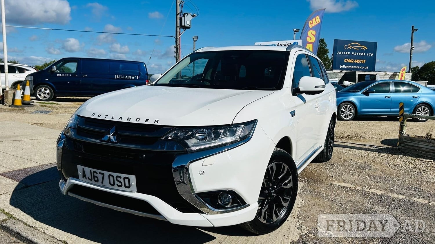 Mitsubishi Outlander 2017 - Cars