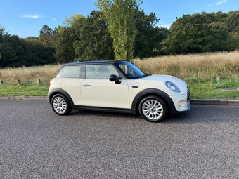 Mini Hatch 2015