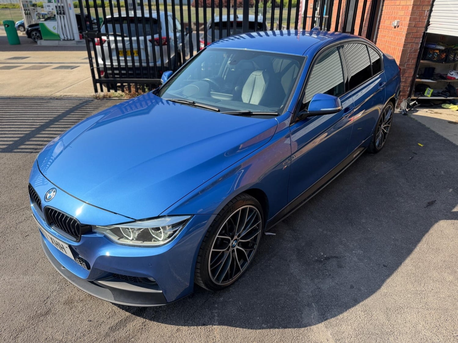 [ berth ]BMW 3 Series