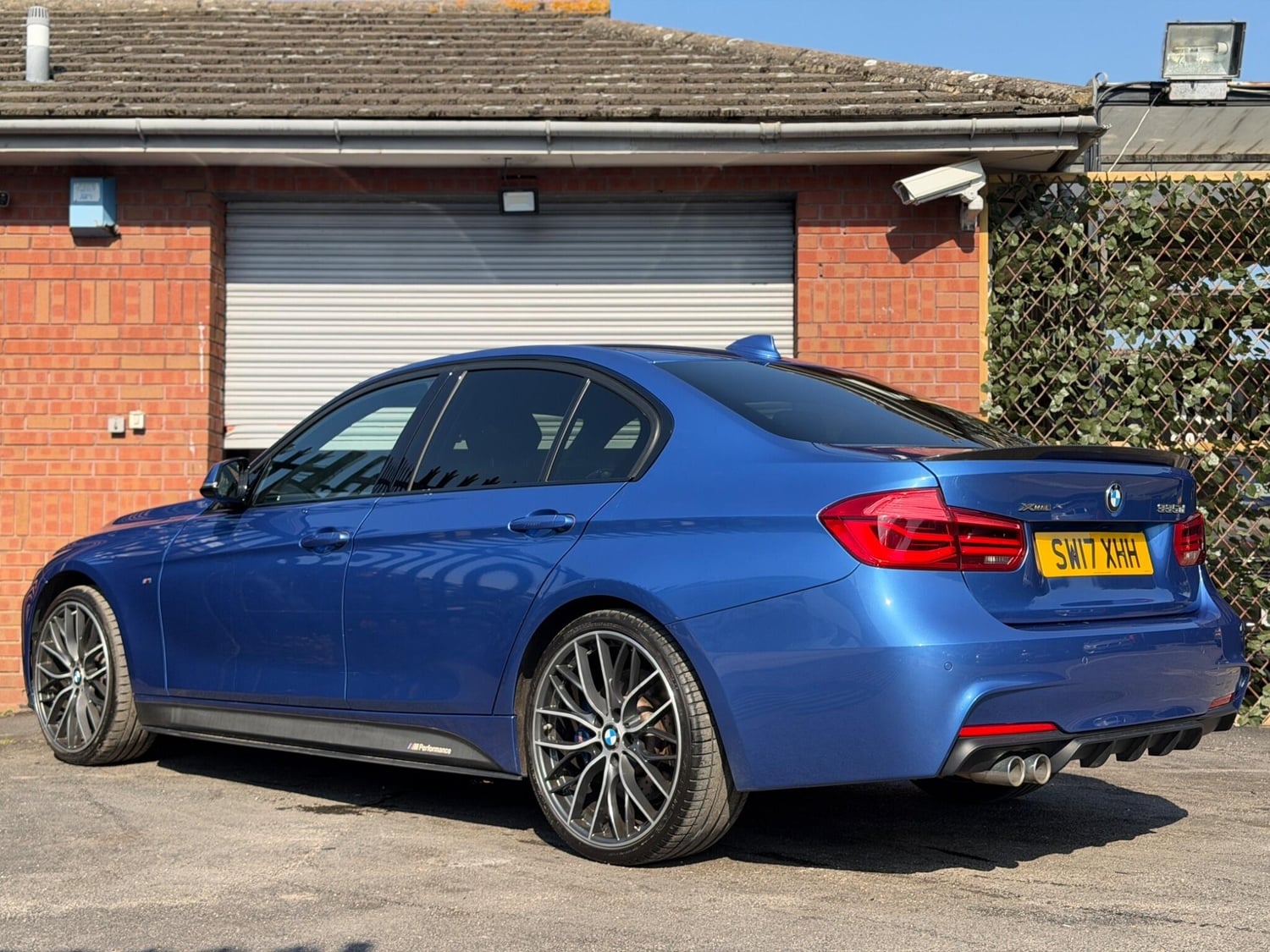 BMW 3 Series 2016 - Cars in Swindon