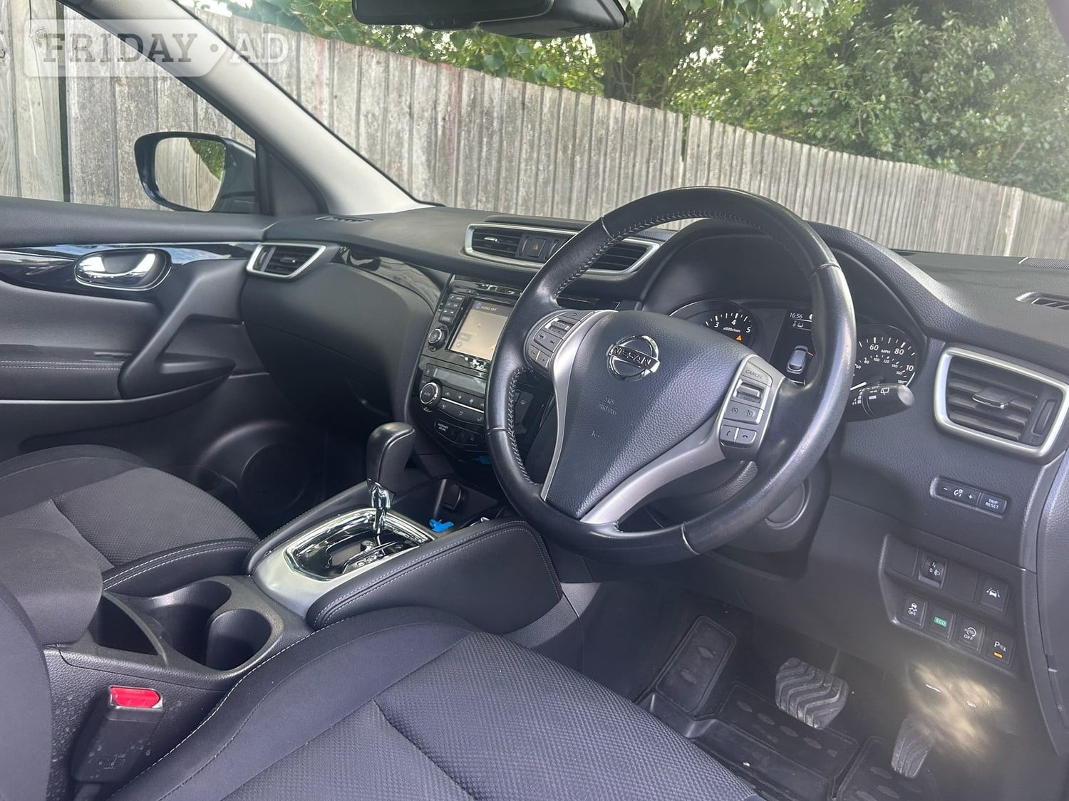 Nissan Qashqai 2016 - Cars in St. Albans