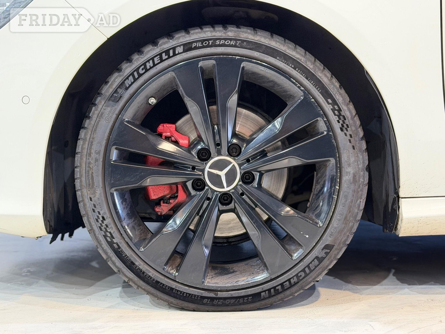[ berth ]Mercedes-Benz CLA Class