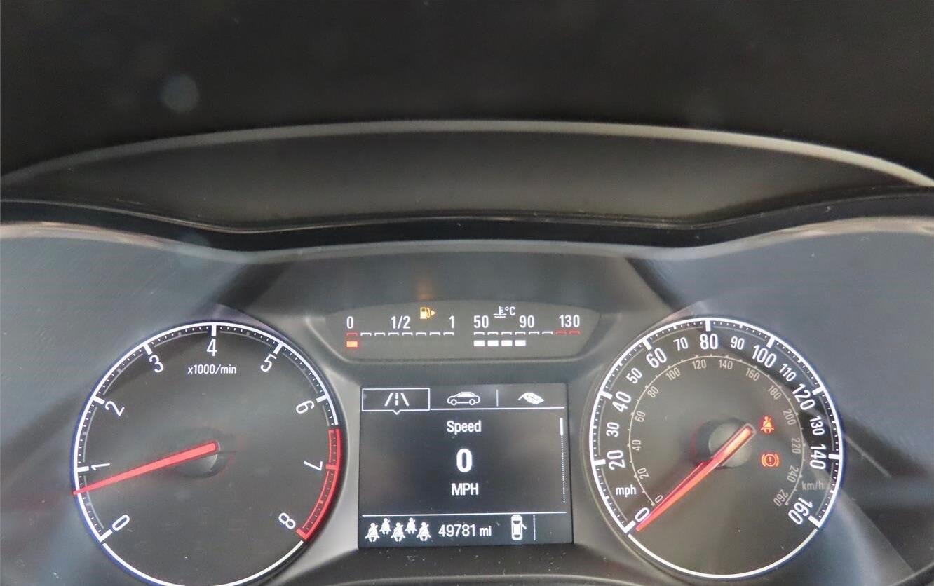 [ berth ]Vauxhall Zafira Tourer