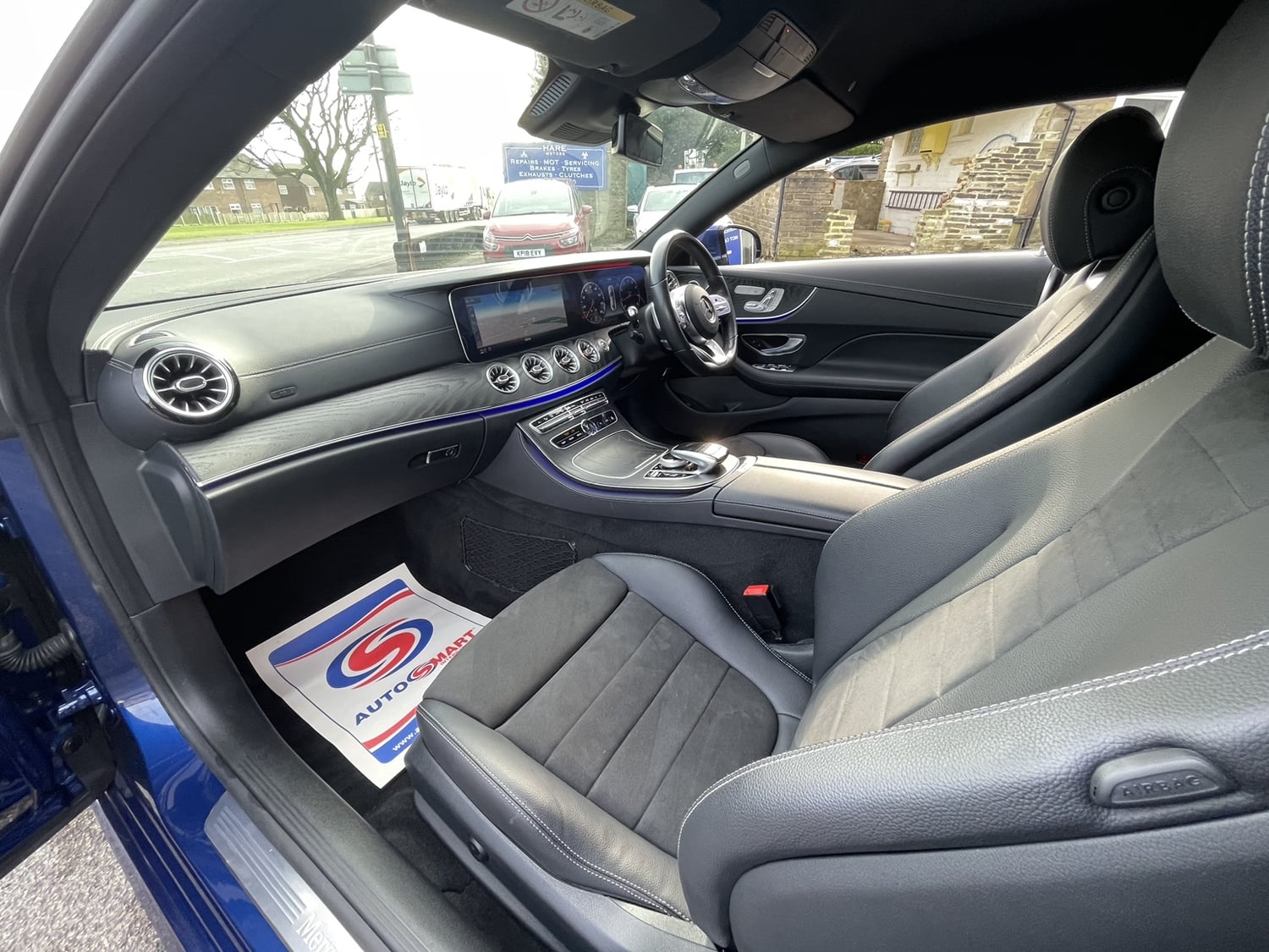 [ berth ]Mercedes-Benz E Class