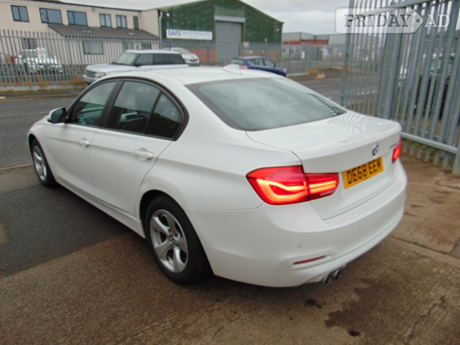 [ berth ]BMW 3 Series