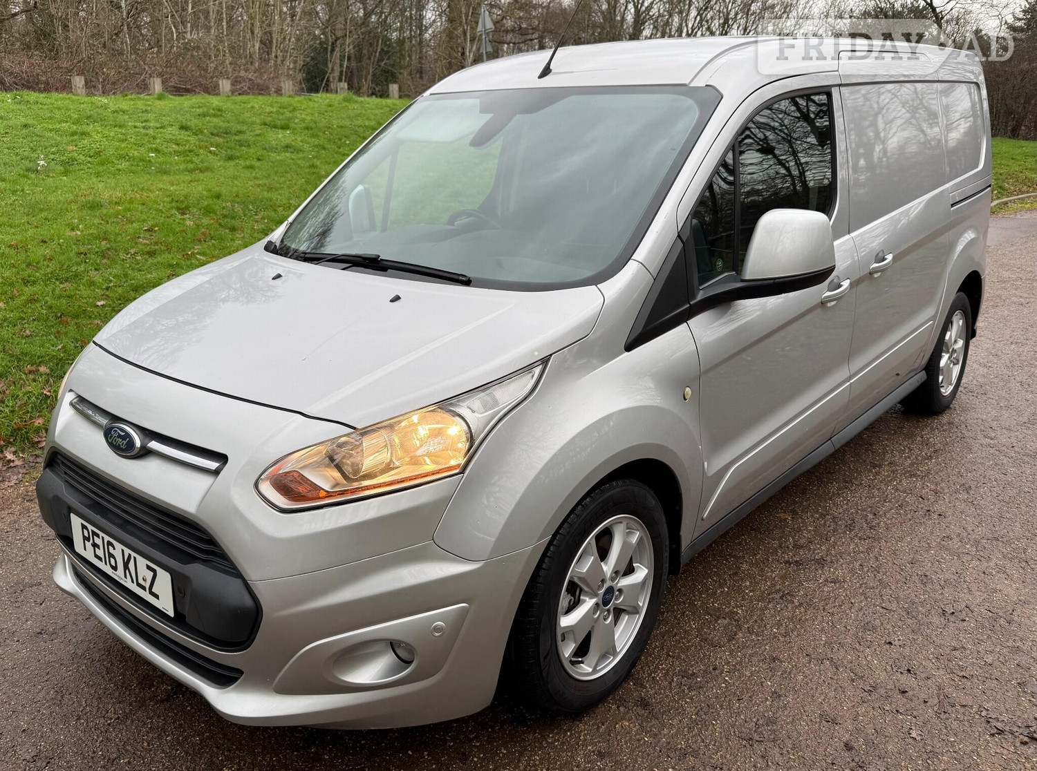 [ berth ]Ford Transit Connect