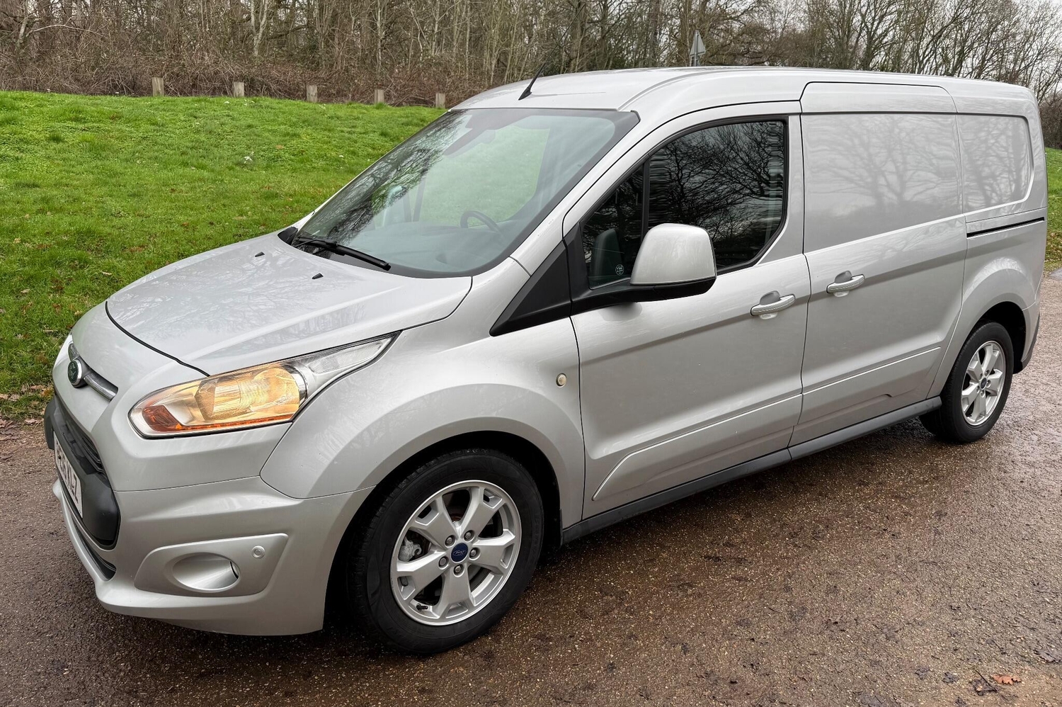 Ford Transit Connect 2016 - Vans & Commercial Vehicles in Waltham Abbey