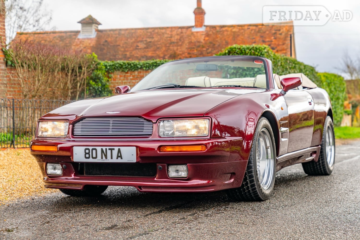 [ berth ]Aston Martin Virage