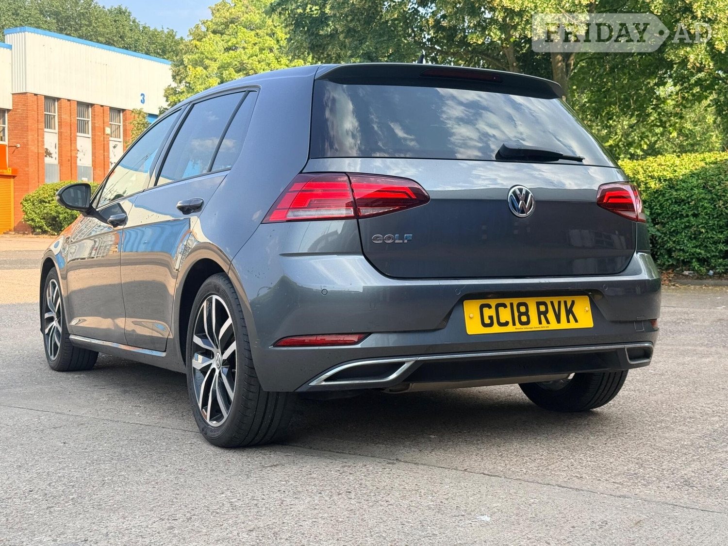 [ berth ]Volkswagen Golf
