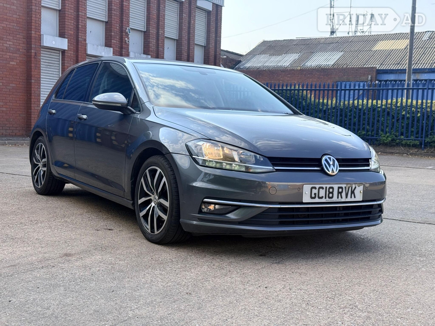 Volkswagen Golf 2018 - Cars