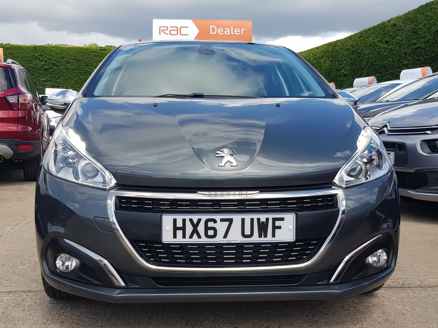 Peugeot 208 2017 - Cars in Eastbourne