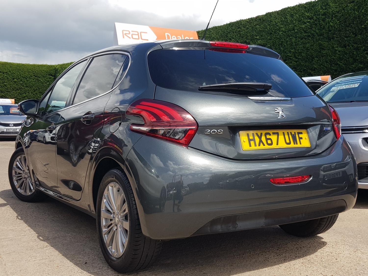Peugeot 208 2017 - Cars