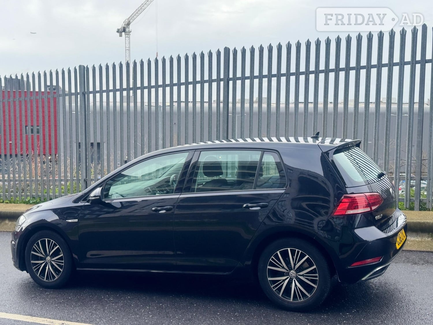 Volkswagen Golf 2018 - Cars in Willesden