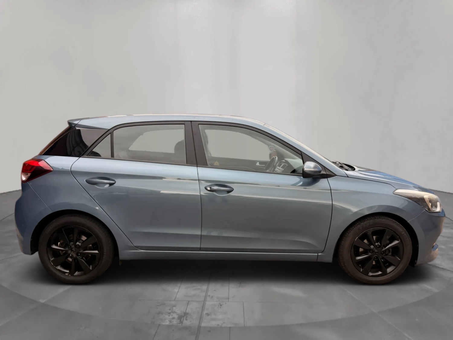 [ berth ]Hyundai i20