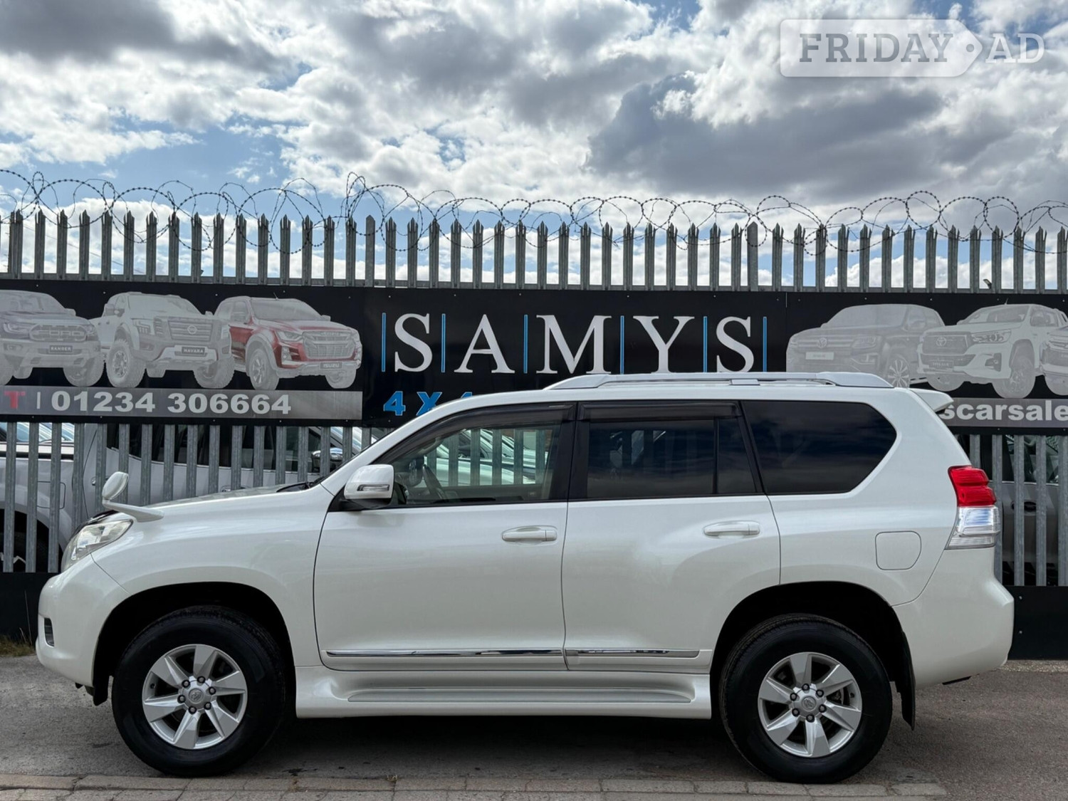 Toyota Land Cruiser 2012 - Cars in Bedford