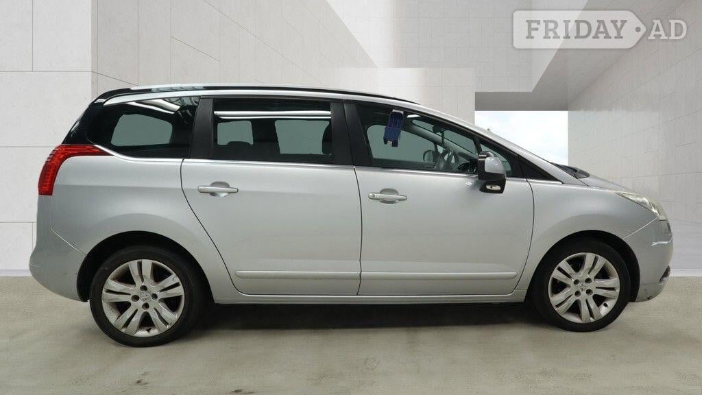 Peugeot 5008 2013 - Cars