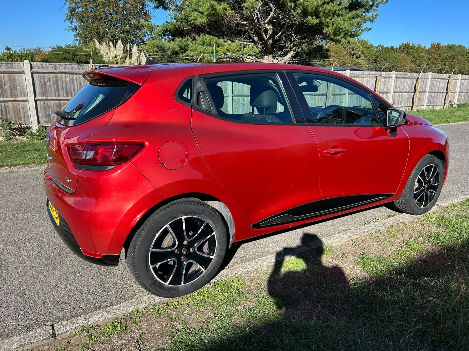 [ berth ]Renault Clio