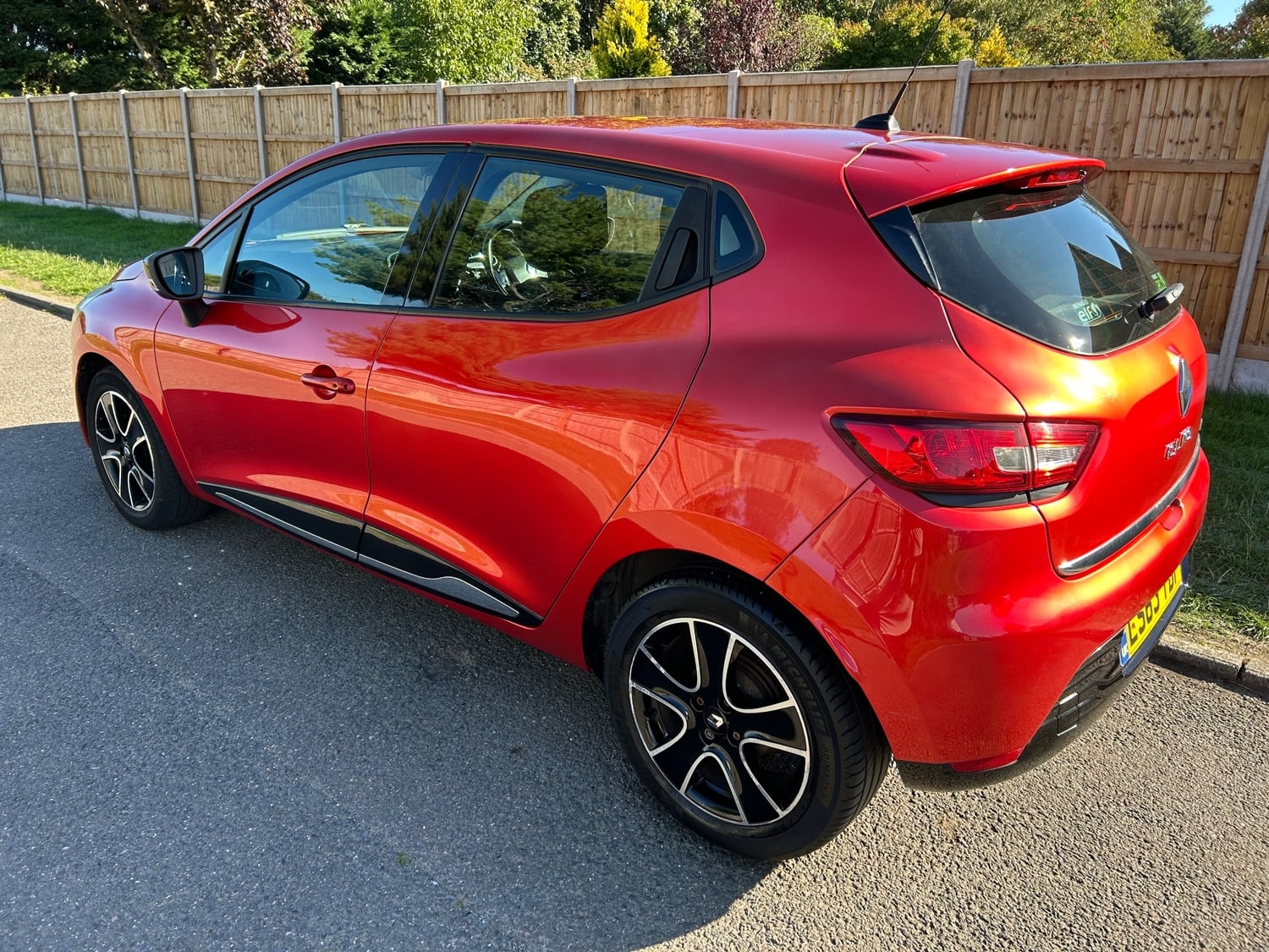 Renault Clio 2013 - Cars