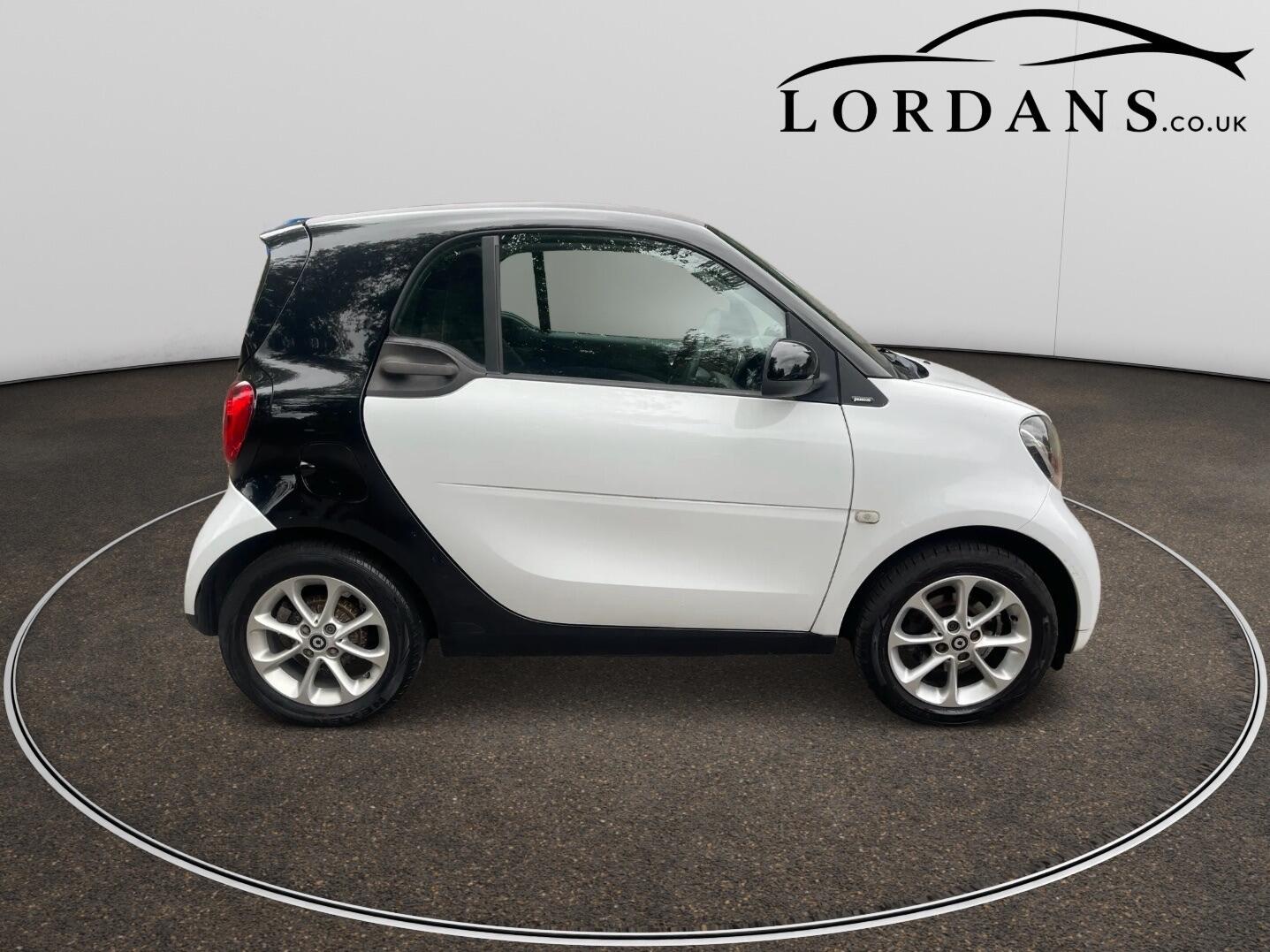 Smart ForTwo 2016 - Cars in Banstead