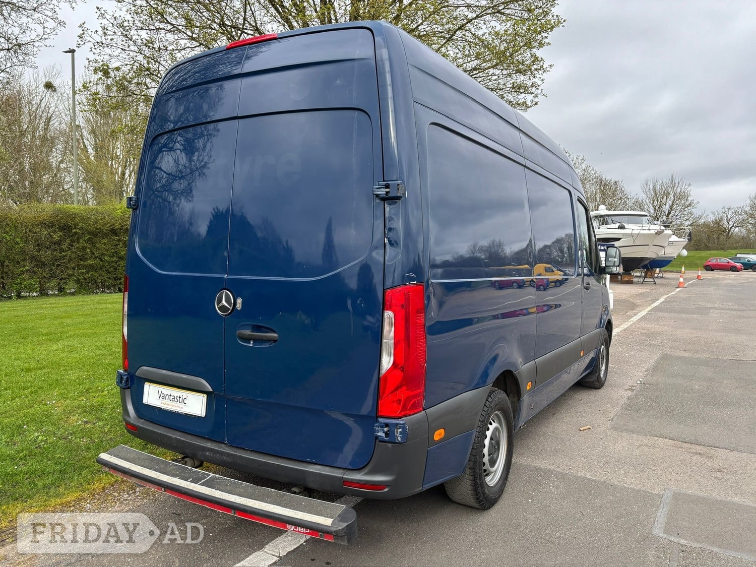 Mercedes-Benz Sprinter 2020 - Vans & Commercial Vehicles in Chertsey