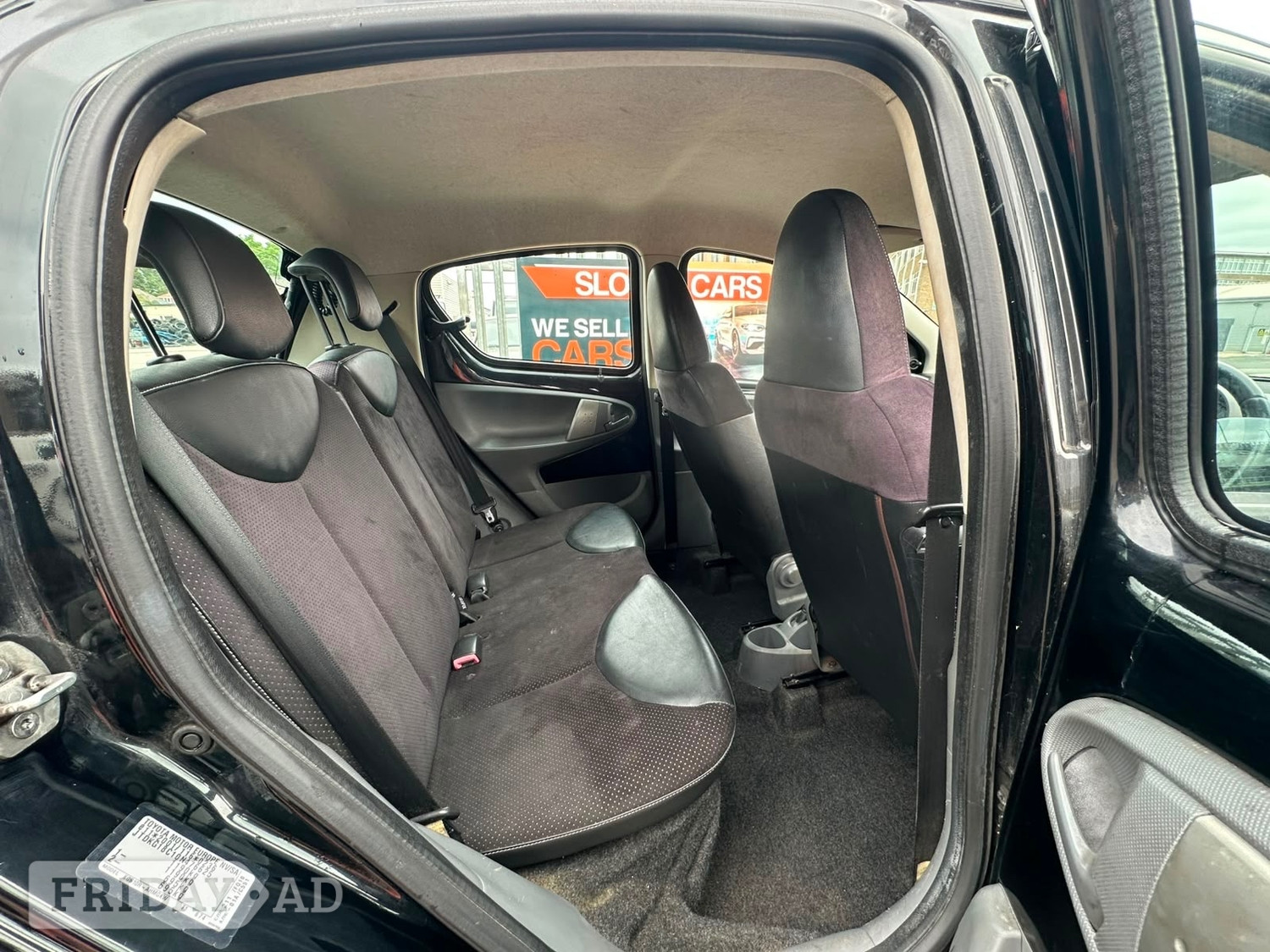 Toyota Aygo 2010 - Cars