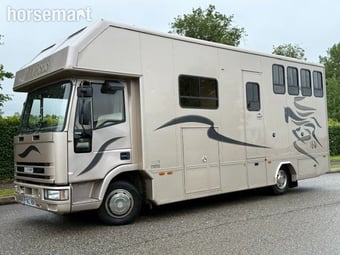 PRB Coach built horsebox Iveco Eurocargo 75E15 Horsebox