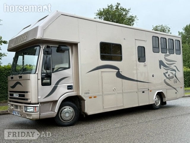 PRB Coach built horsebox Iveco Eurocargo 75E15 Horsebox in Banbury