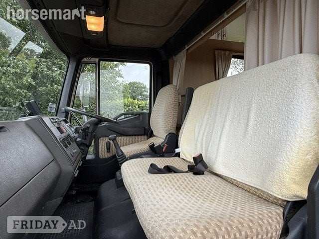 PRB Coach built horsebox Iveco Eurocargo 75E15 Horsebox - Trailers & Horseboxes
