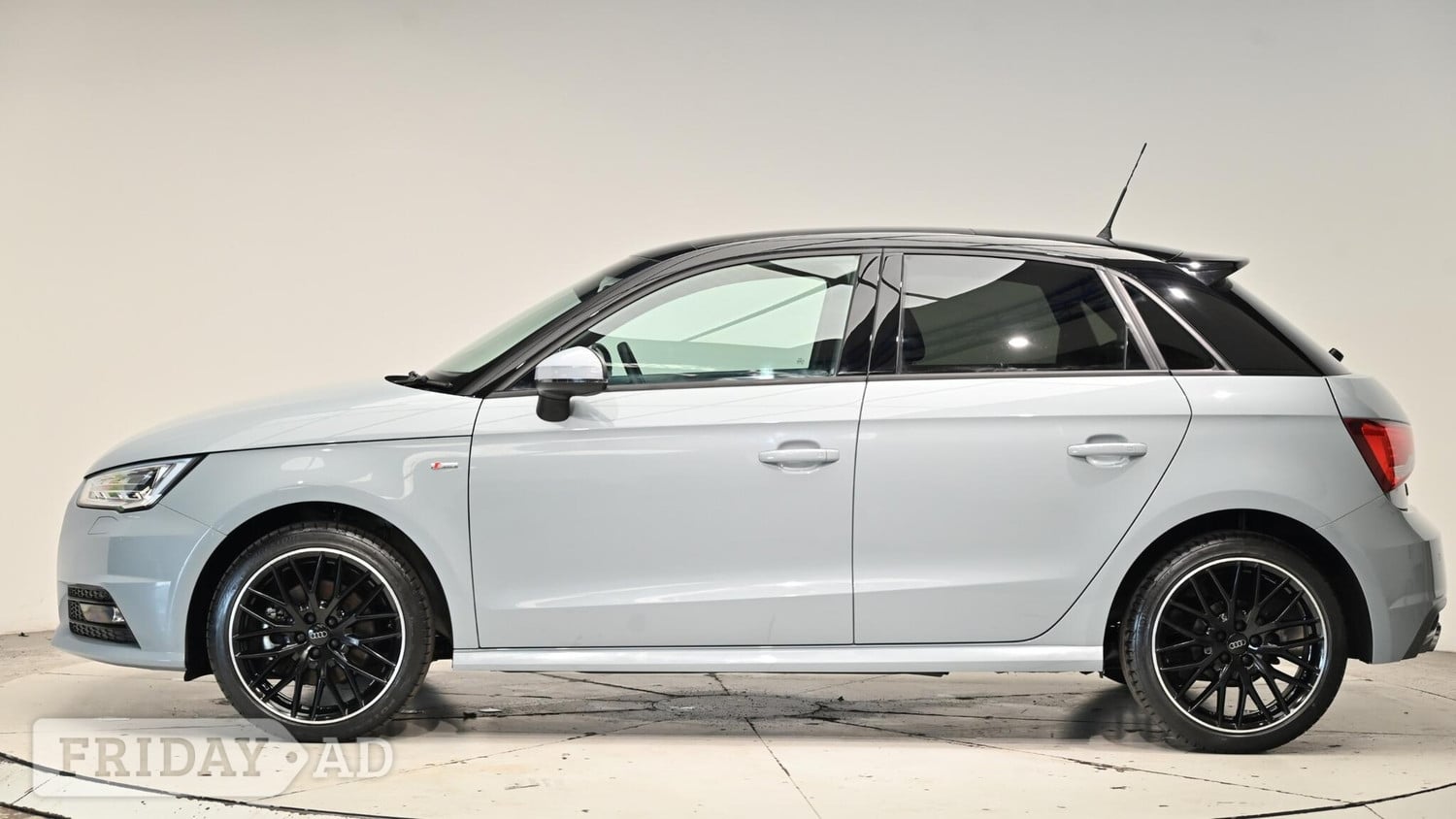 [ berth ]Audi A1