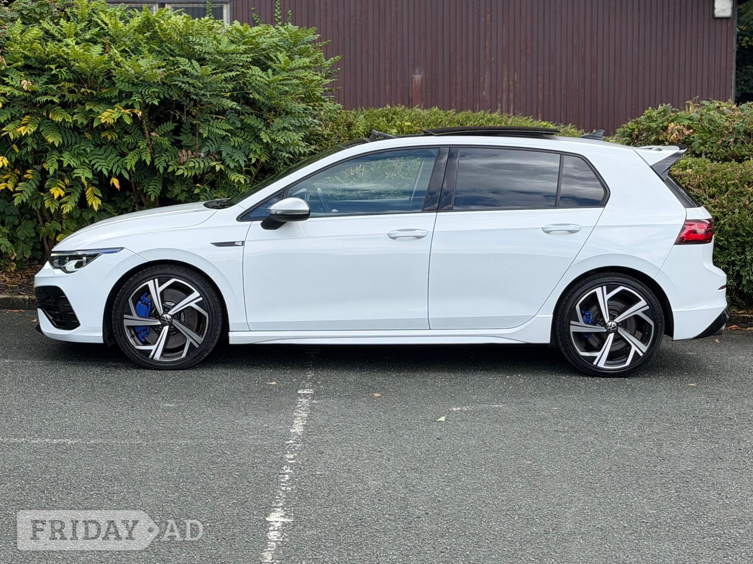 Volkswagen Golf 2022 - Cars