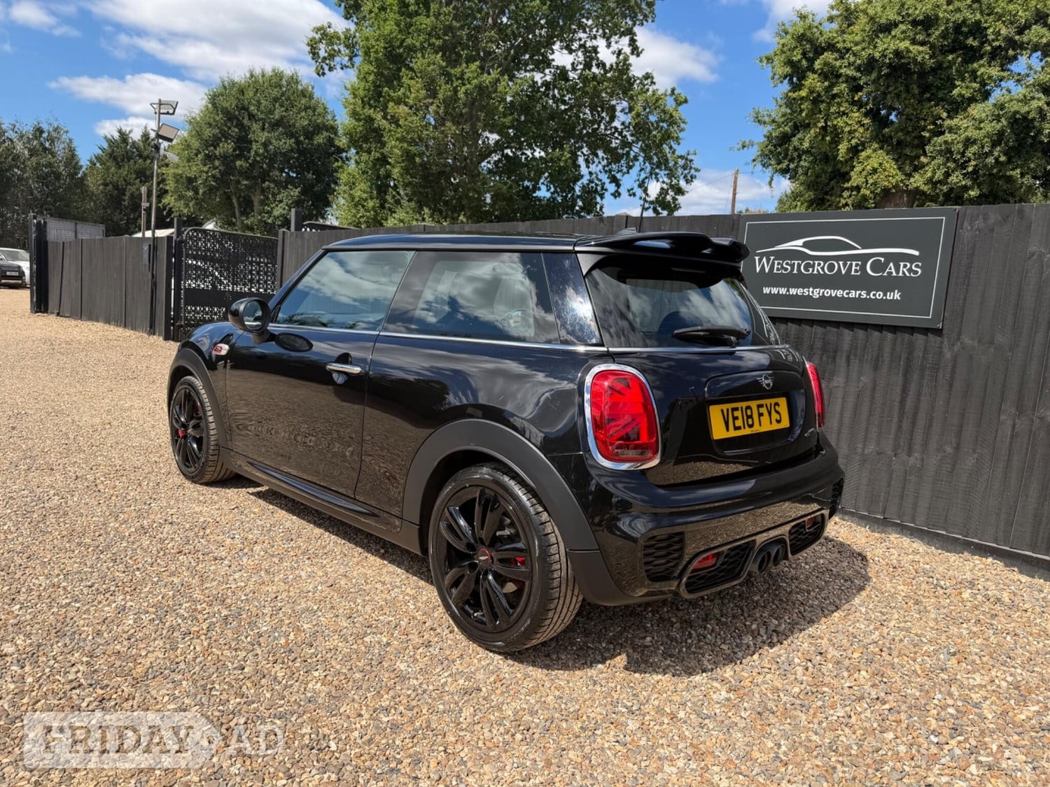 Mini Hatch 2018 - Cars