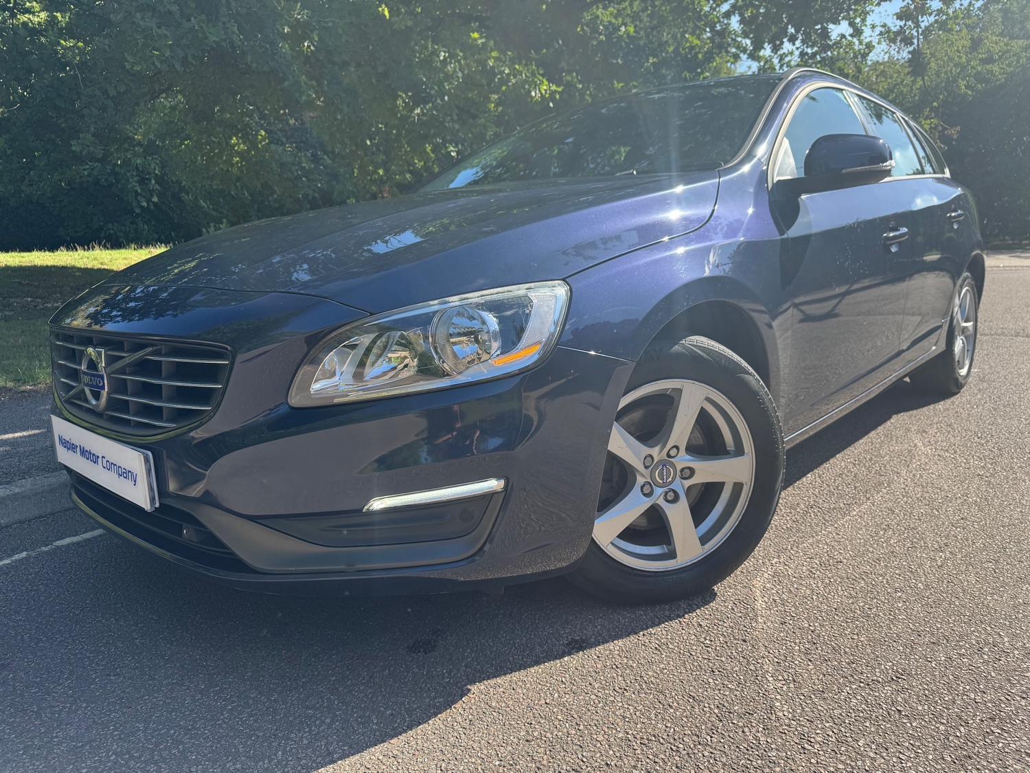 [ berth ]Volvo V60