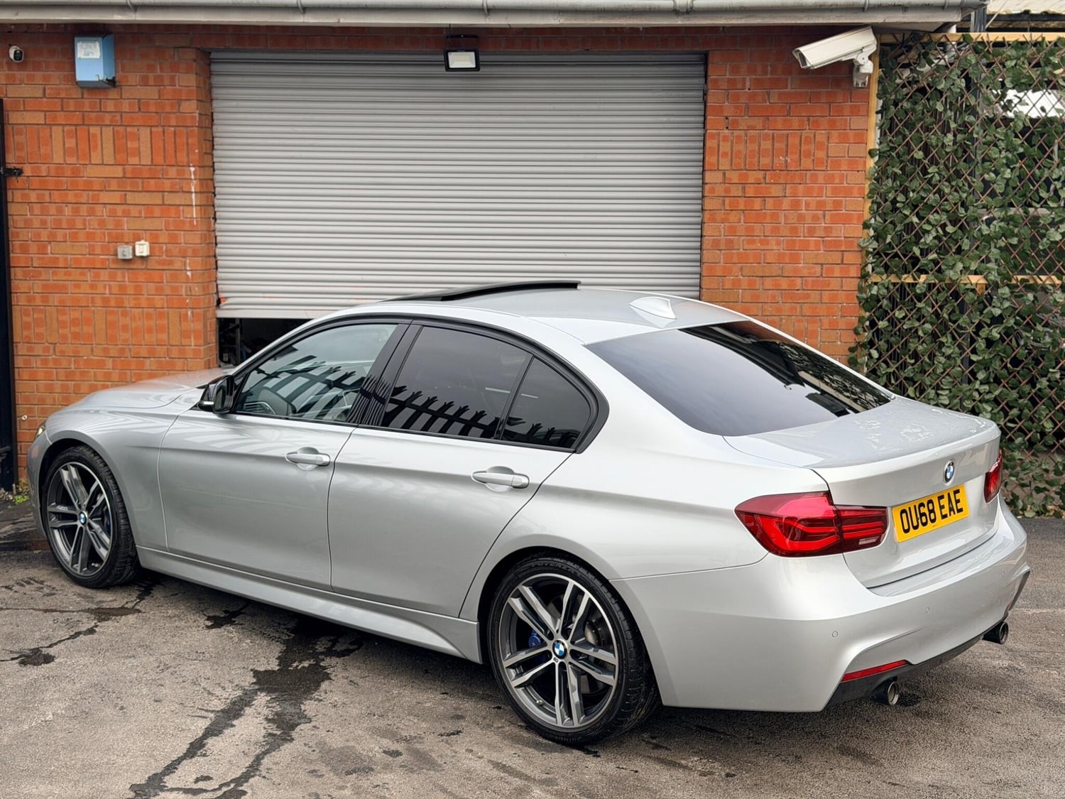 BMW 3 Series 2018 - Cars