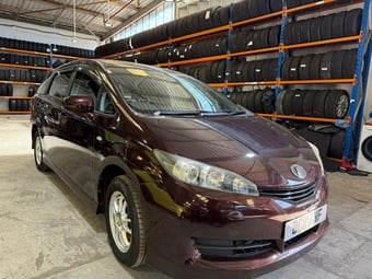 Toyota Wish 2011