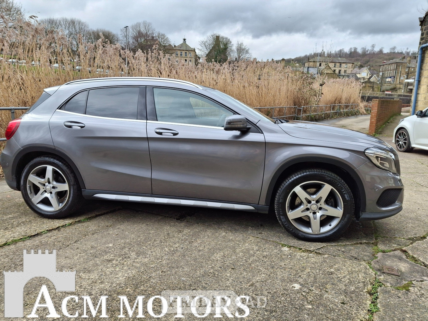Mercedes-Benz GLA 2015 - Cars in Bingley
