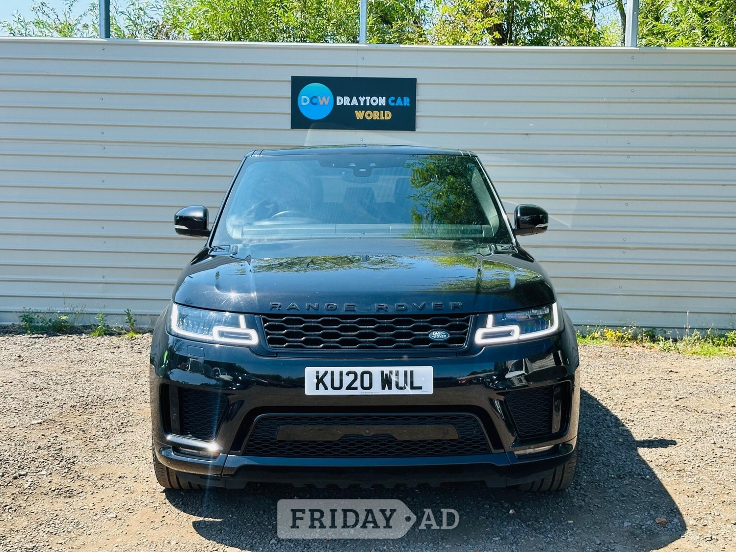 [ berth ]Land Rover Range Rover Sport
