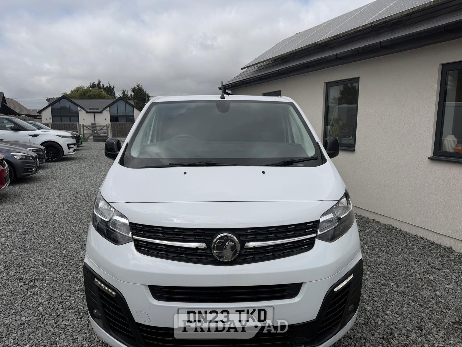 [ berth ]Vauxhall Vivaro
