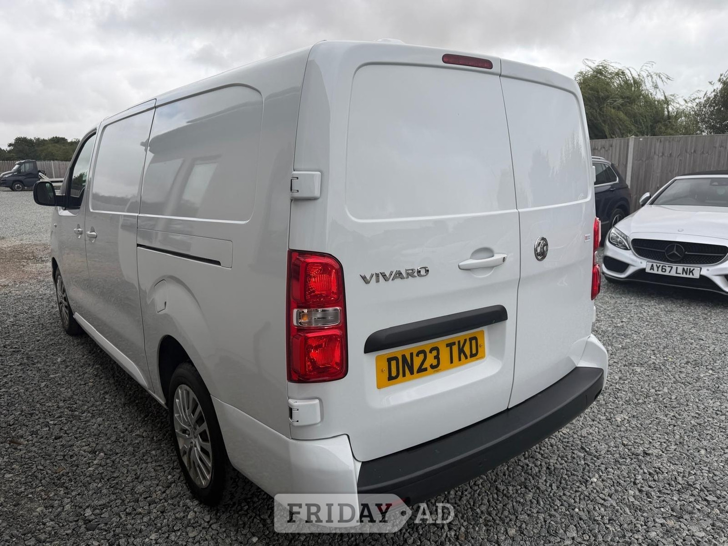 Vauxhall Vivaro 2023 - Vans & Commercial Vehicles
