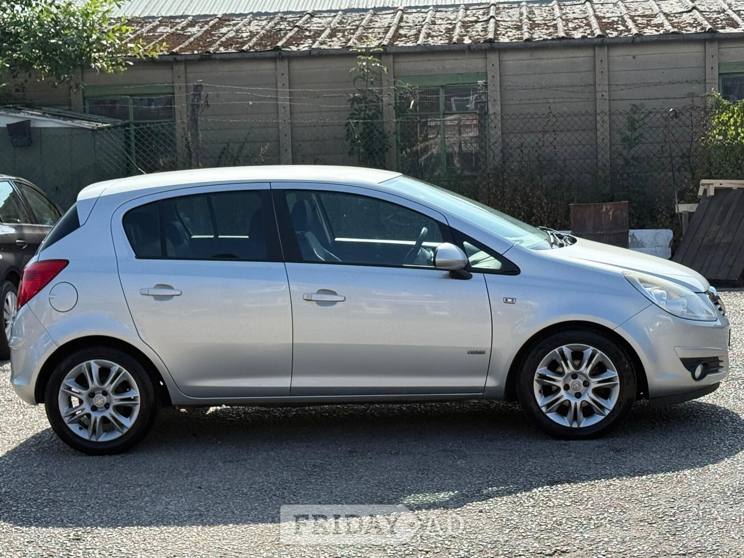 [ berth ]Vauxhall Corsa