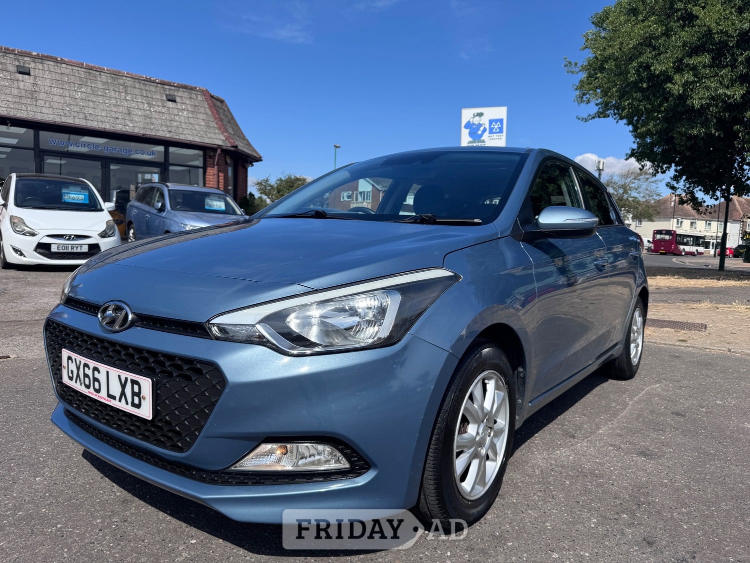 Hyundai i20 2016 in Lancing