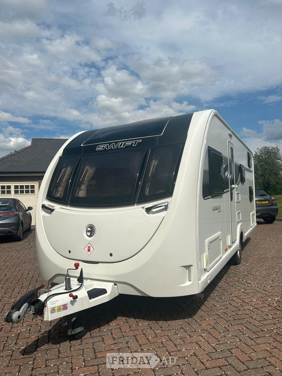 Swift Vogue 585 SR Tring